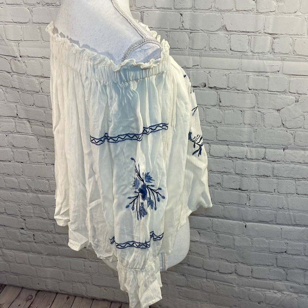 AMERICAN EAGLE OUTFITTERS Floral Off Shoulder Top - Picture 4 of 6